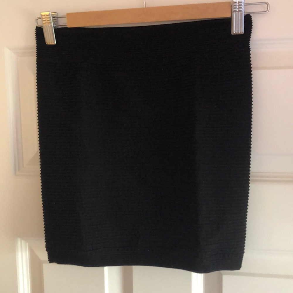 Bodycon mini skirt